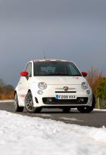 Abarth 500 esseesse 2009 года (UK)